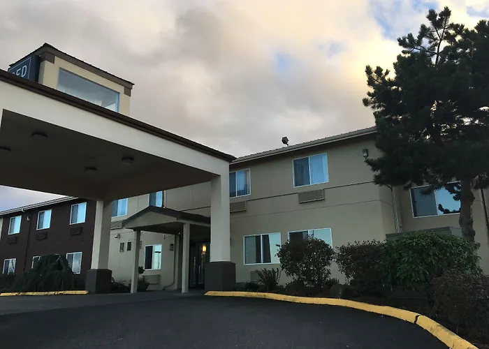 Golf hotel: Red Lion Inn & Suites Sequim At Olympic National Park