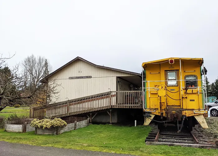 Cheap hotel: Olympic Railway Inn